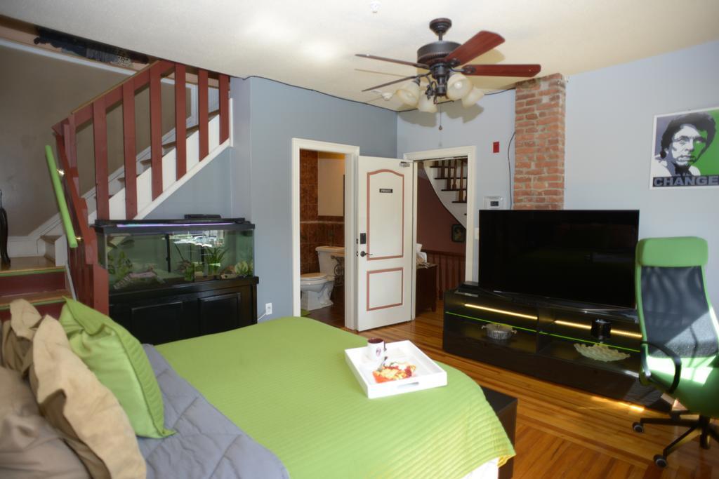 Naomi'S Inn Bed & Breakfast Springfield Habitación foto