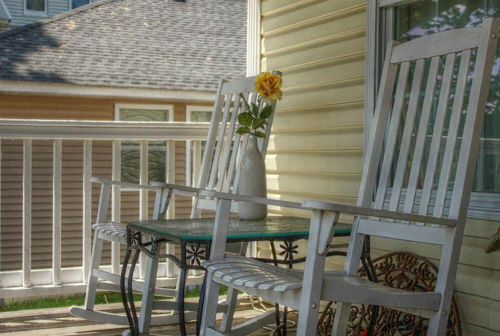 Naomi'S Inn Bed & Breakfast Springfield Exterior foto